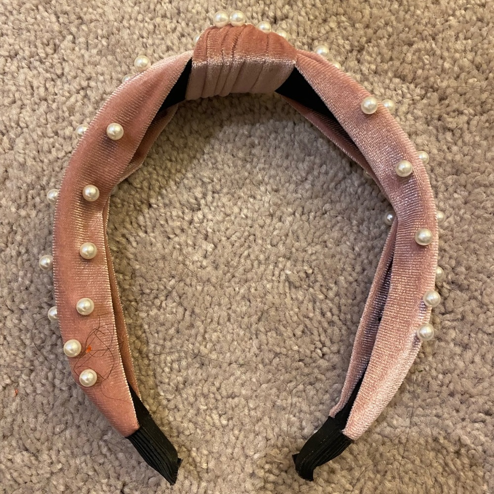 Amazon Pearl Headband